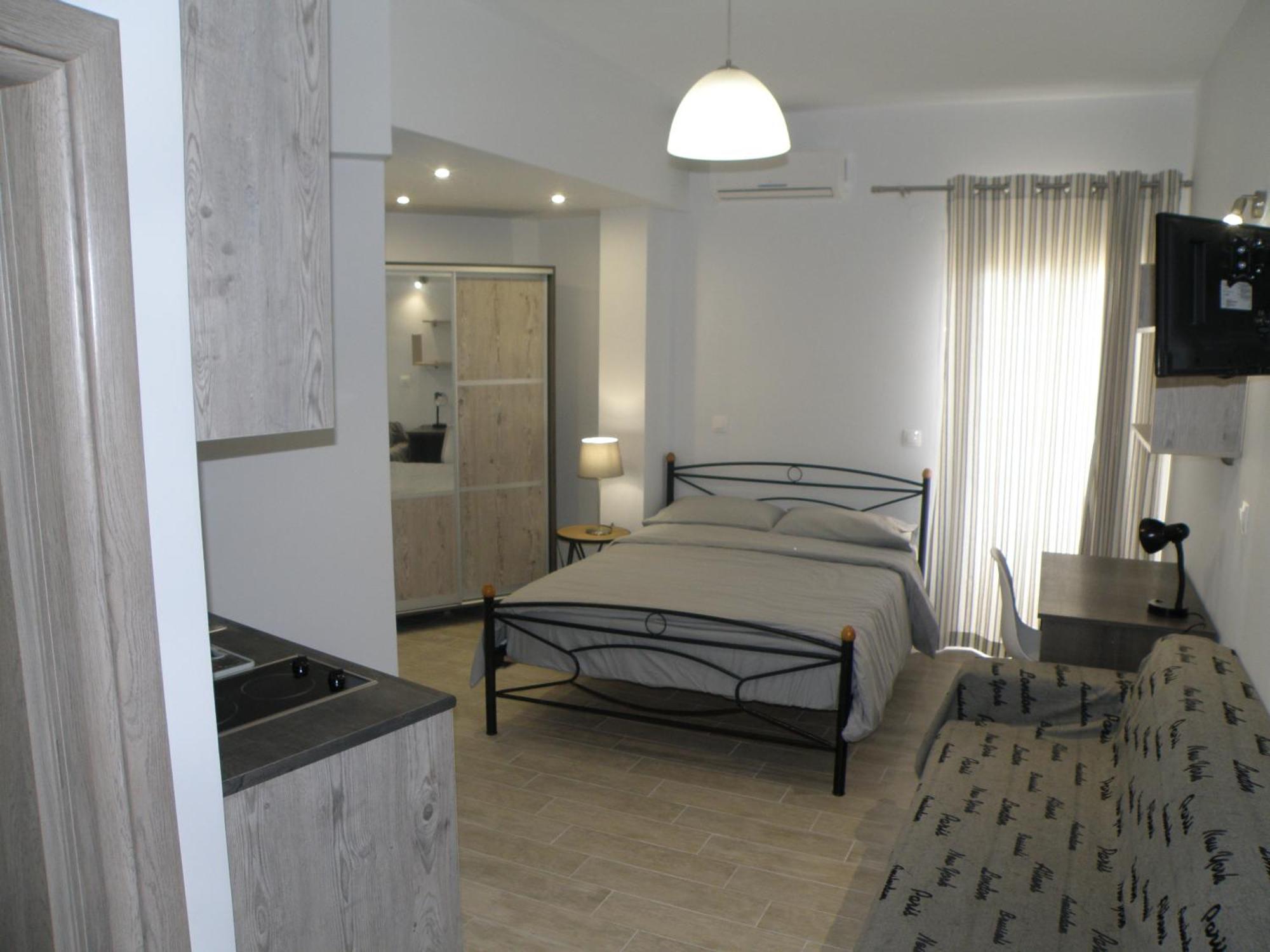 Talos Apartments And Studios Heraklion  Exterior photo
